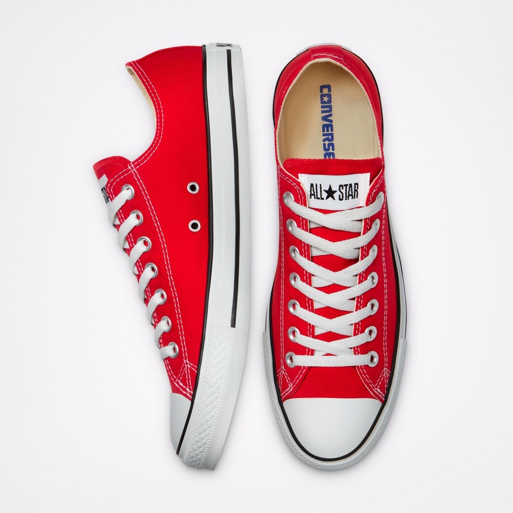 Converse All Star Classic Lowtop Red Sneakers